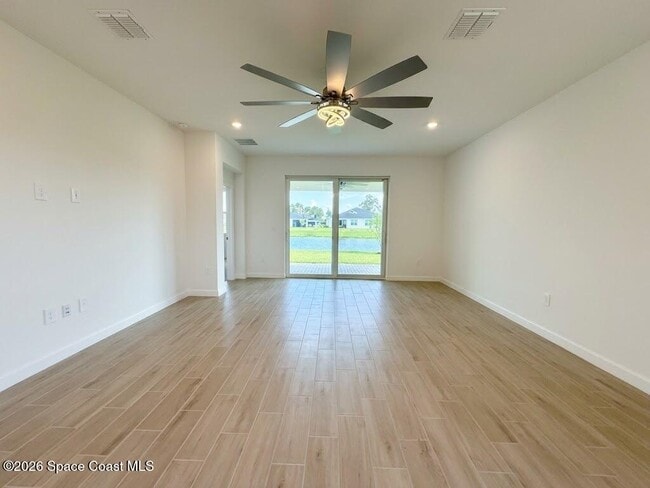 Photo - 2488 Island Ave NW
