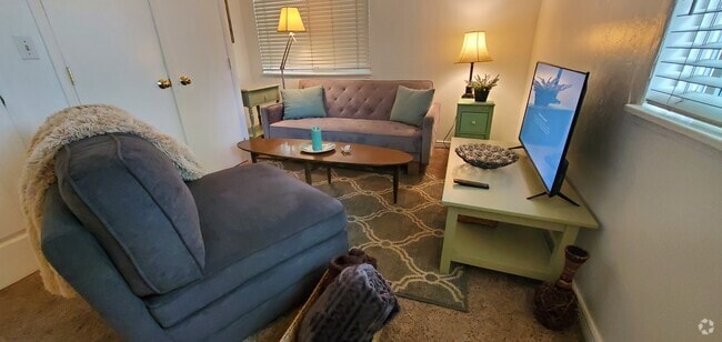 Building Photo - 2315 W Smith Ave Unit 2315 Rental