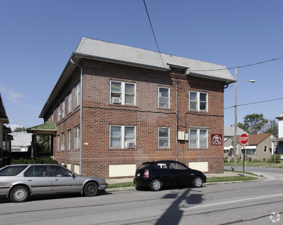 Washington Court Apartments - Washington Court Apartments