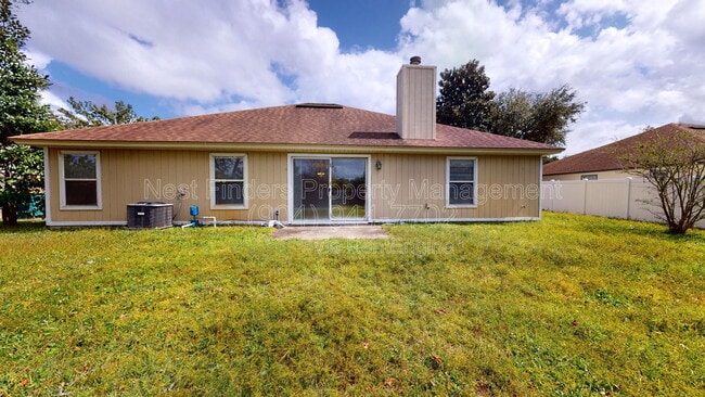 Photo - 2094 Forest Gate Dr W