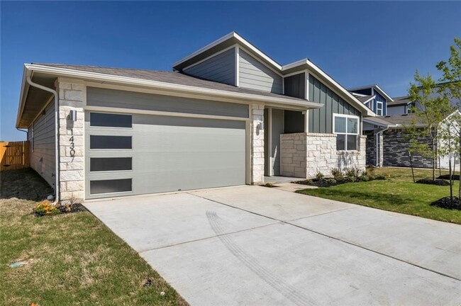 Photo - 14307 Macquarie Dr