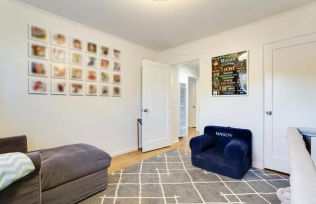 Photo - 1234 81st Ave