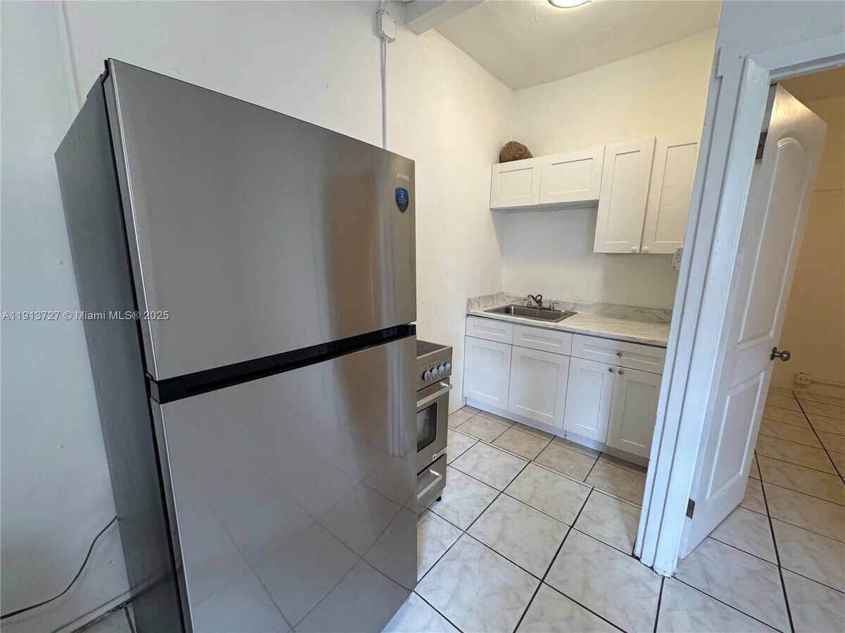 Photo - 2549 NE 190th St Unidad 3