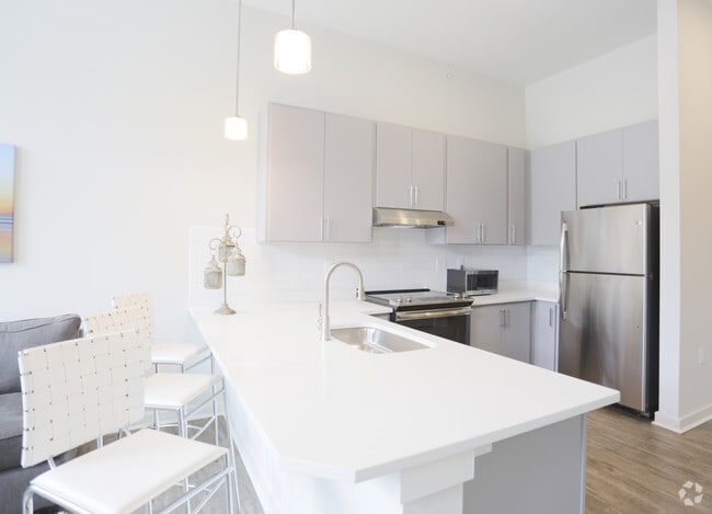 300 Optimist park - 300 Optimist Park