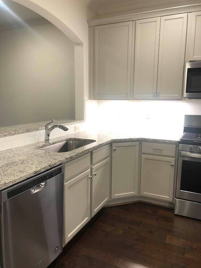 Photo - 4020 Lenox Rd