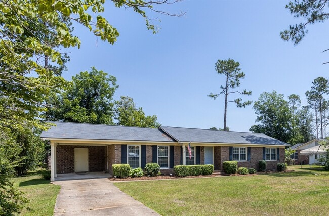 Photo - 407 Holly Dr