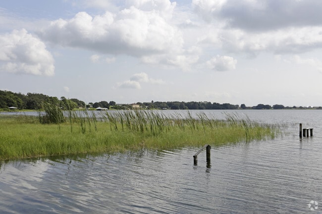 Photo - Silver Sands Apartments