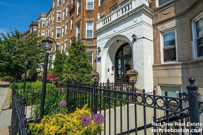 Building Photo - 117 Park Dr Unit D Rental