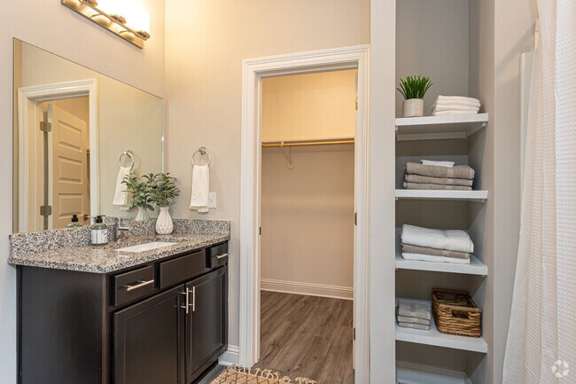2BR, 2BA - 1,166SF