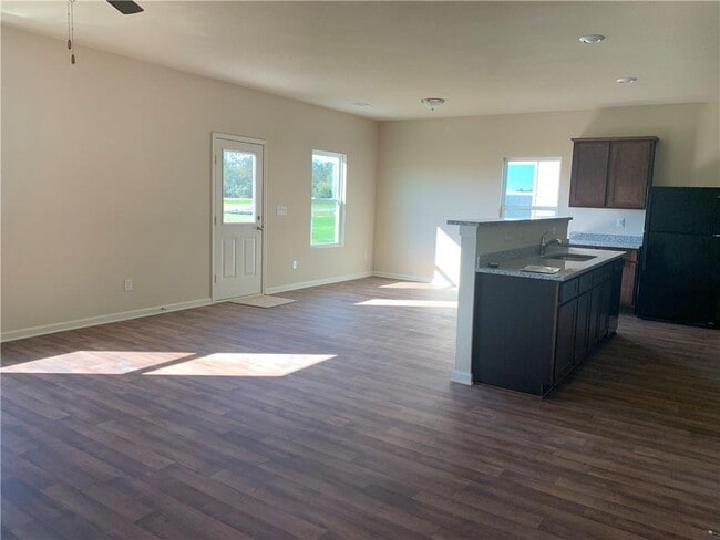 Photo - 929 Independence Ave