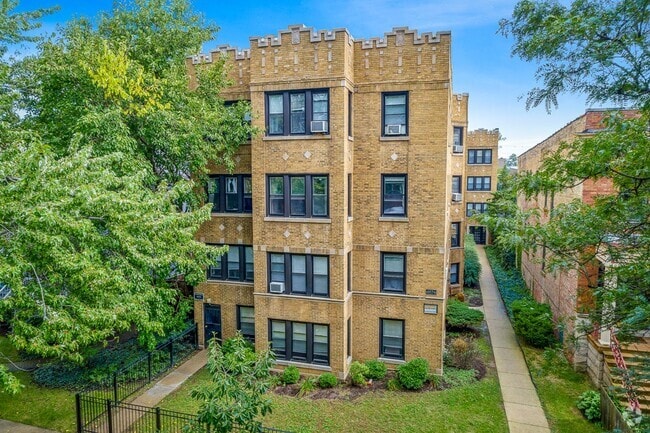 Building Photo - 4857 N Paulina St Unit 2B Rental
