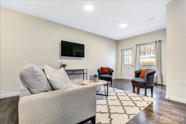 Photo - 110 Kennedy Dr