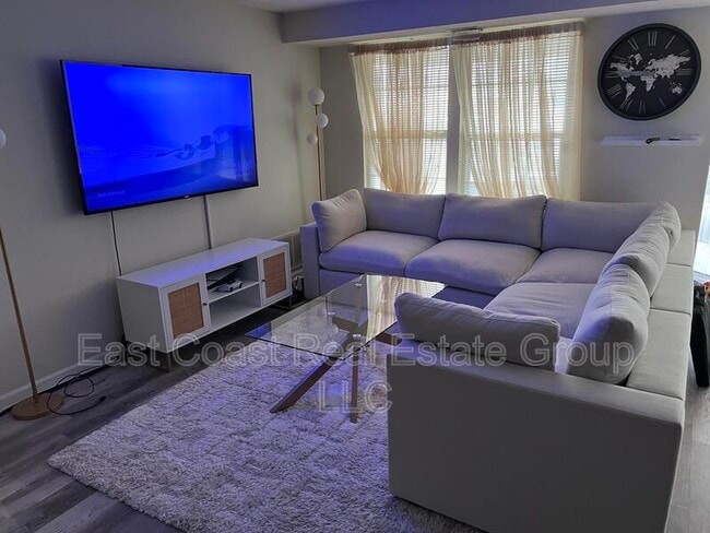 Photo - 615 Himes Ave Unidad Apt 102