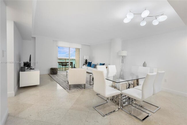 Building Photo - 2101 Brickell Ave Unit 606