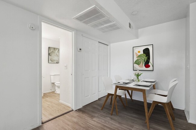 Photo - Two | Five Greenway Apartments