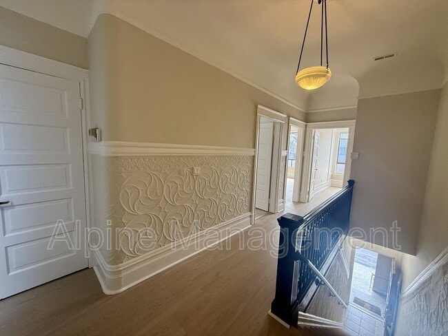 Photo - 272 4th Ave