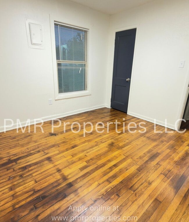 Photo - 4 Bedrooms / 1 Bathrooms House