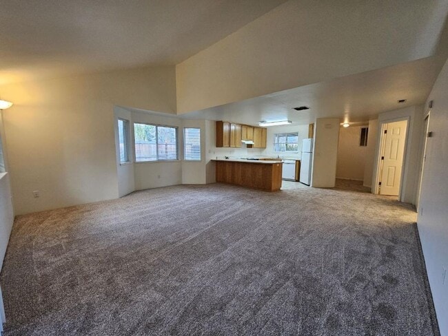 1318 Golden Park Dr Unit A