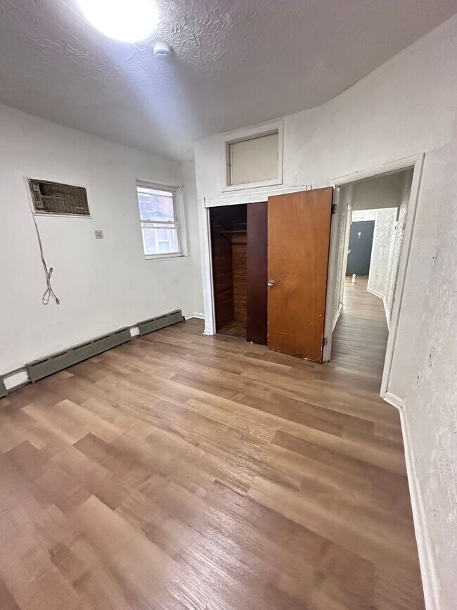 Photo - 5027 Walnut St Unit 1FL