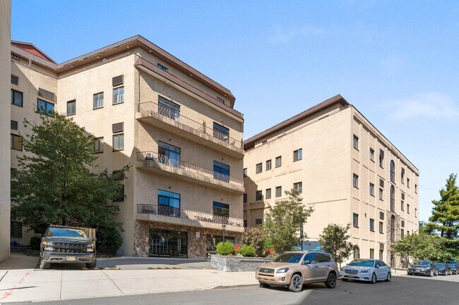 Photo - 75 LIBERTY Ave Unit A5