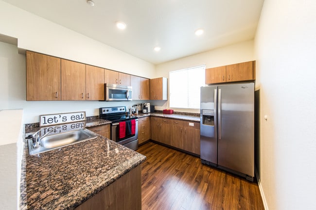 Cerca Student Housing