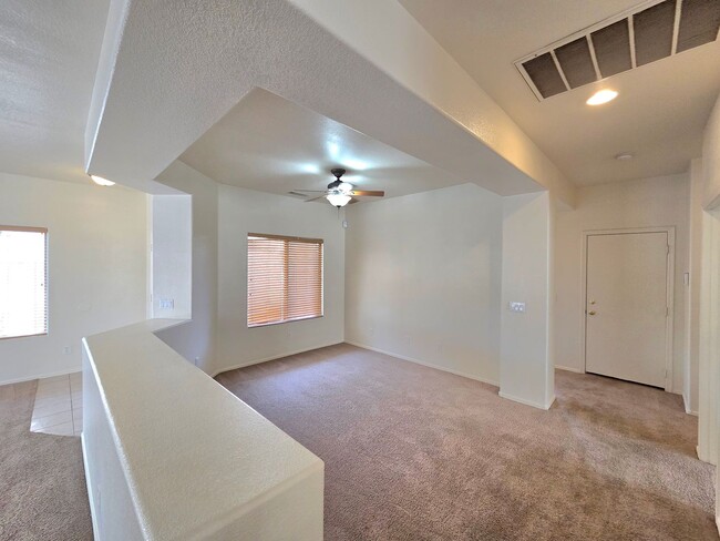 Photo - 609 W Rio Vista Ln
