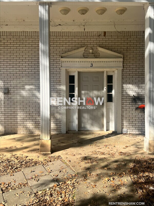 Photo - 3 Oakridge Dr Unit Apt B