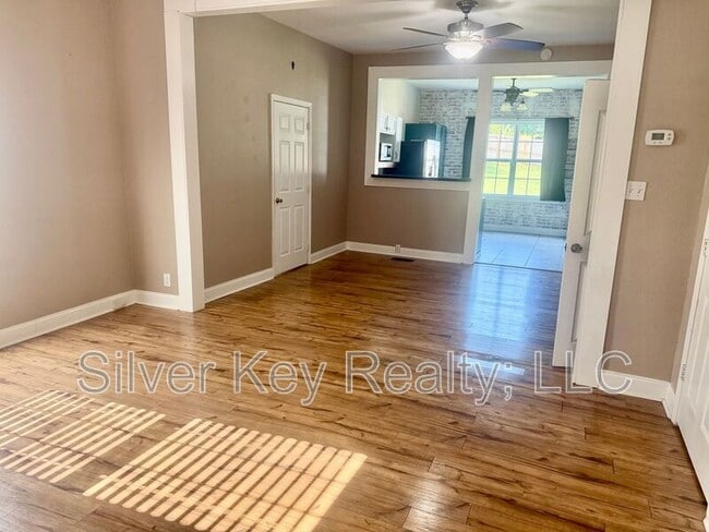 Photo - 704 McCaslin Ave