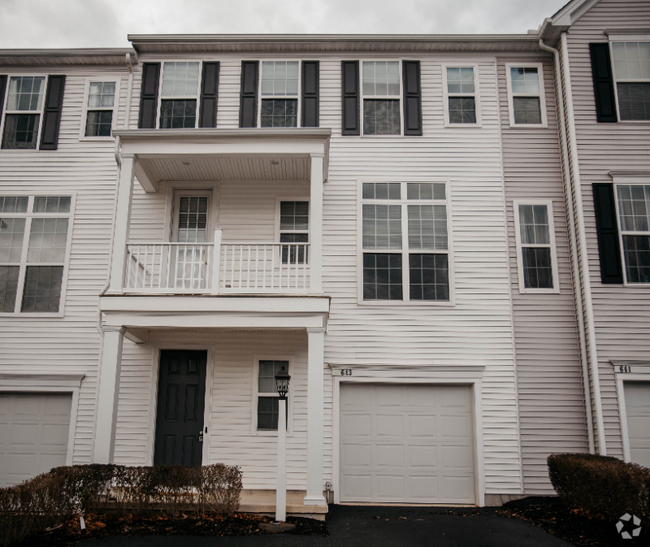 Building Photo - 643 Buck Drive Rental