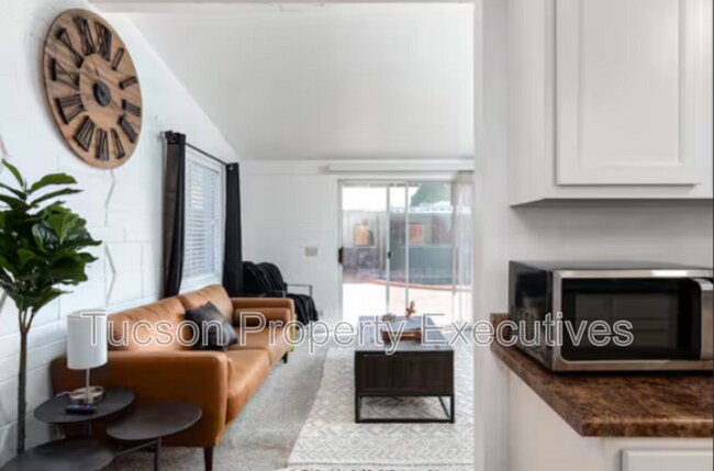 Photo - 1227 N Belvedere Ave