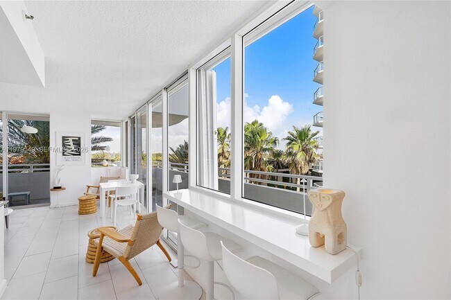 Building Photo - 8911 Collins Ave Unit 401