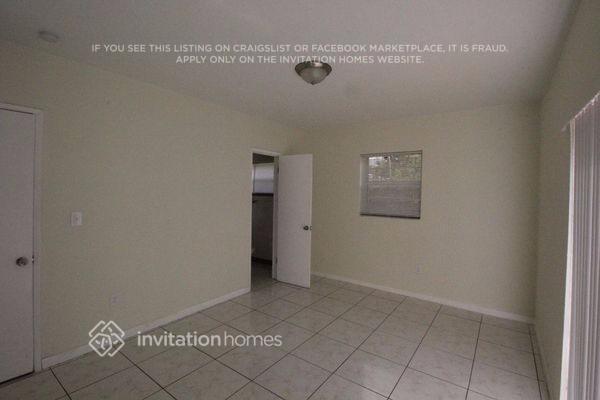 Photo - 15615 NE 5th Ct House