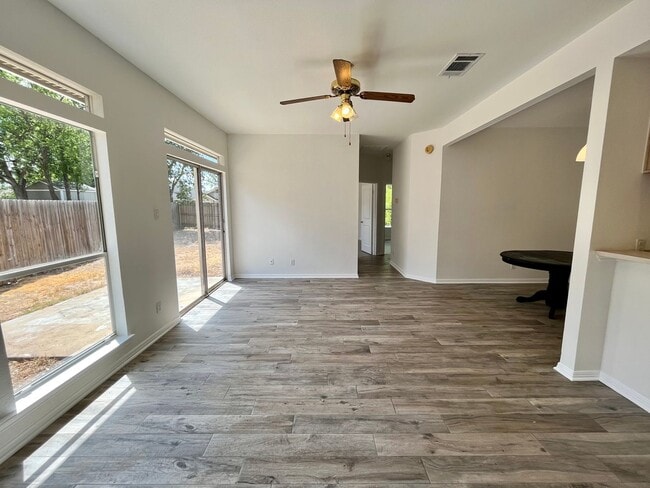 515 Gregory Ct