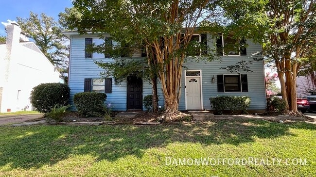 Photo - 941 Glastonbury Cir Townhome