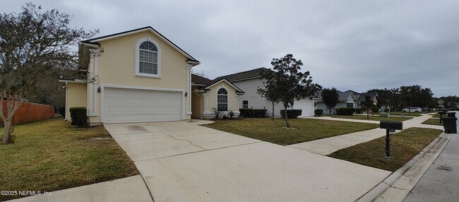 Building Photo - 2155 S Cranbrook Ave