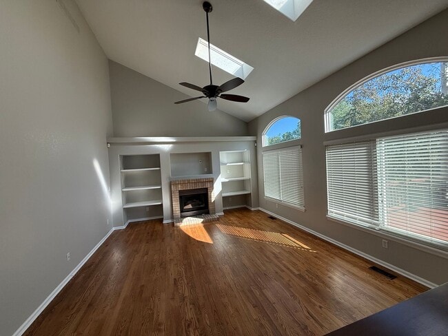 2002 Grayden Ct