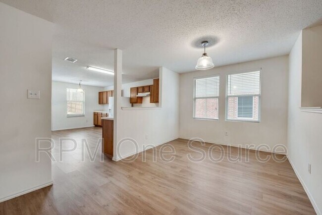 Photo - 2633 Salt Maker Way