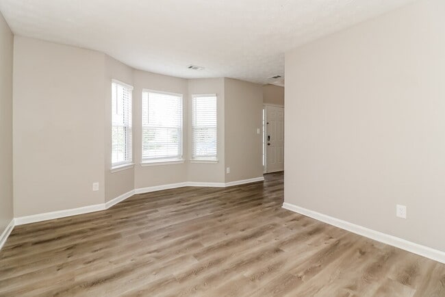 Photo - 7023 Red Maple Ln