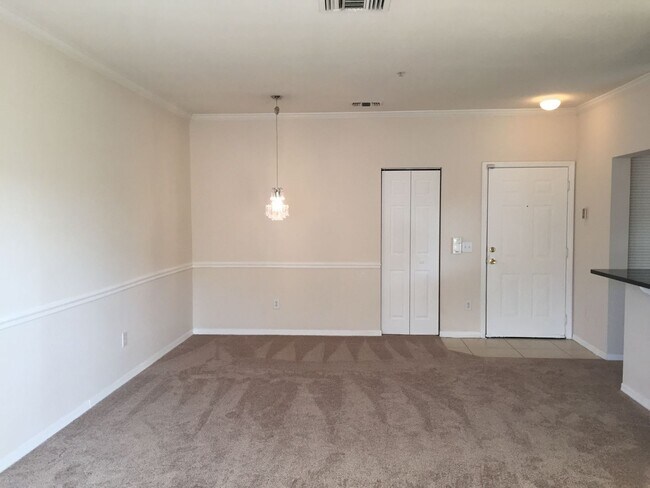 3719 Conroy Rd Unit 2023