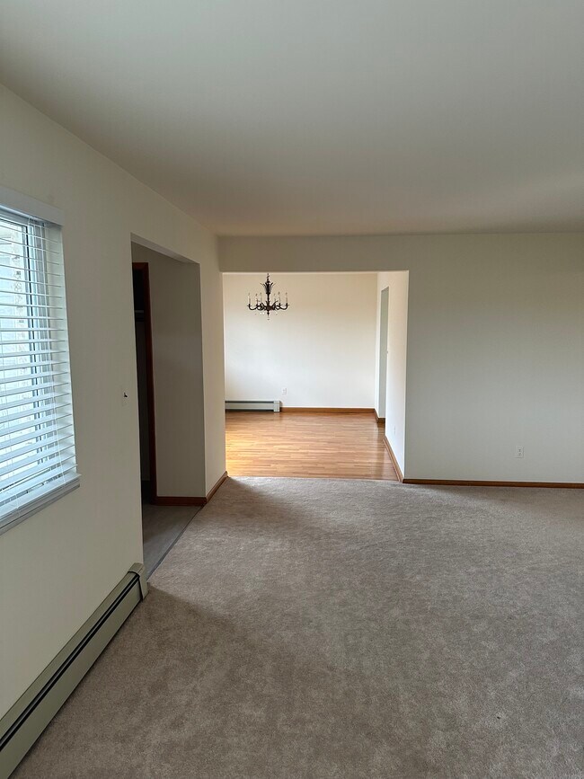 Photo - 123 E Harwood Ter Unit 1