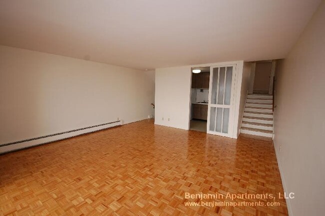 Photo - 125 Chiswick Rd Unit 311