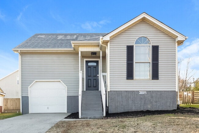 Building Photo - 321 Cedar Park Cir