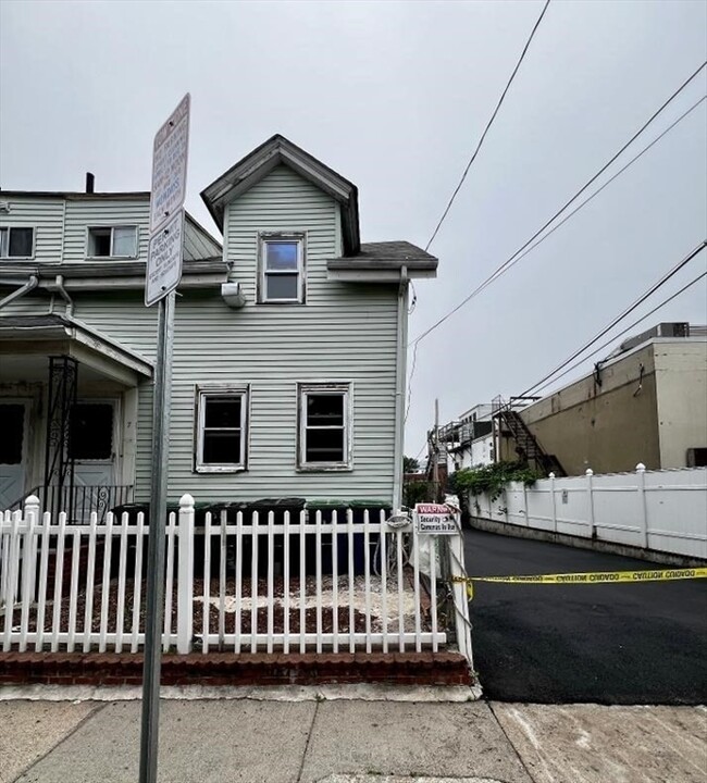 Photo - 7 Cutter St
