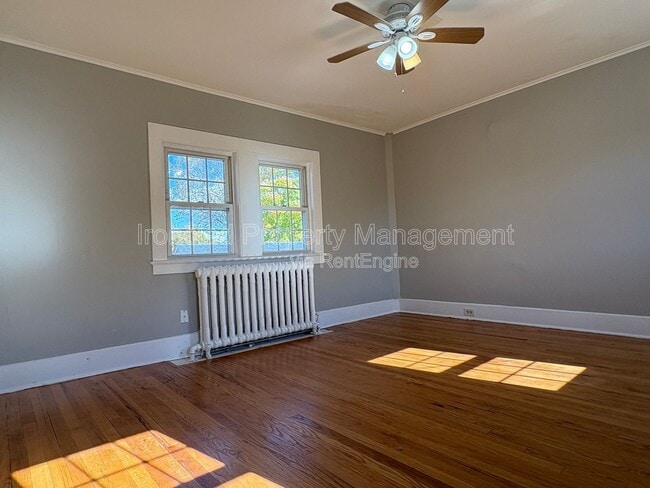 Photo - 548 Main St Unit 2