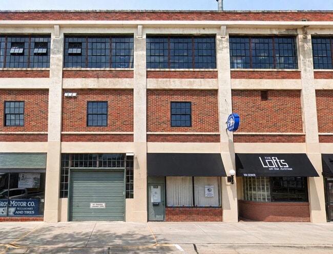Building Photo - 106 N Denver Ave