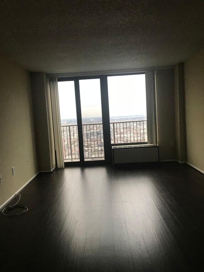 Balcony - 1420 Locust St Unit 37L