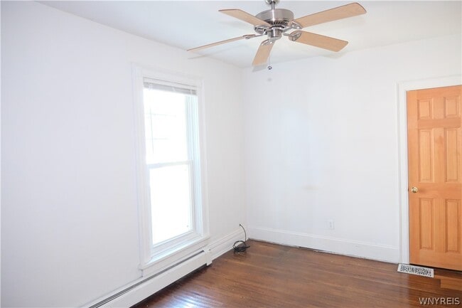 Photo - 4 St Johns Pl