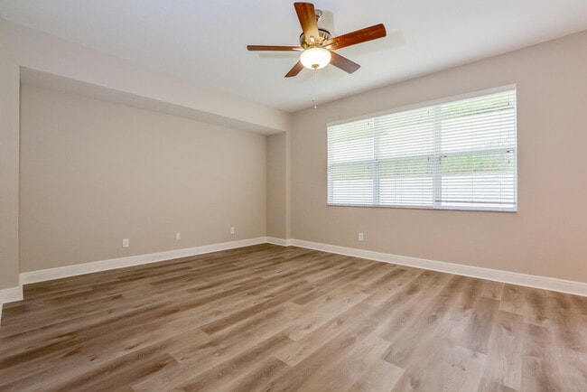 Photo - 1129 Aqua Ln