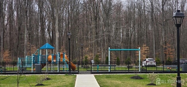 Photo - 211 Henderson Rd Unit 2213