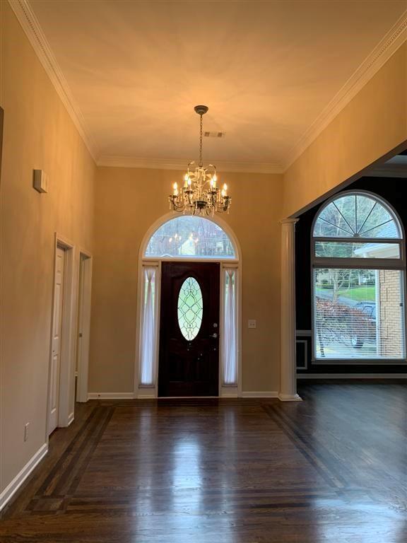 Photo - 930 Richmond Hill Dr